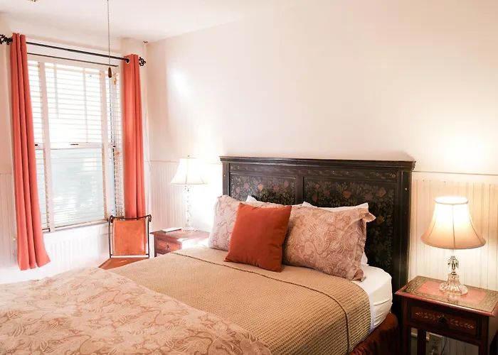 Jonquil Hotel